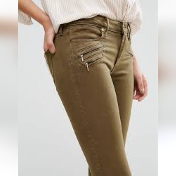 Abercrombie Low Rise Super Skinny Pants with Zippers, Signature Collection - Picture 1 of 16